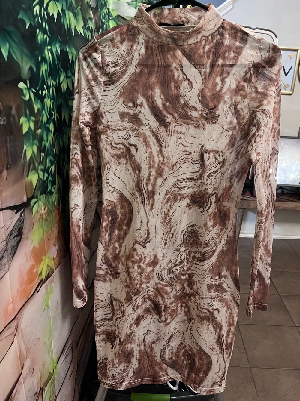 SHEIN Brown & Cream Marble-Print Long Sleeve Bodycon Dress - Picture 1 of 3